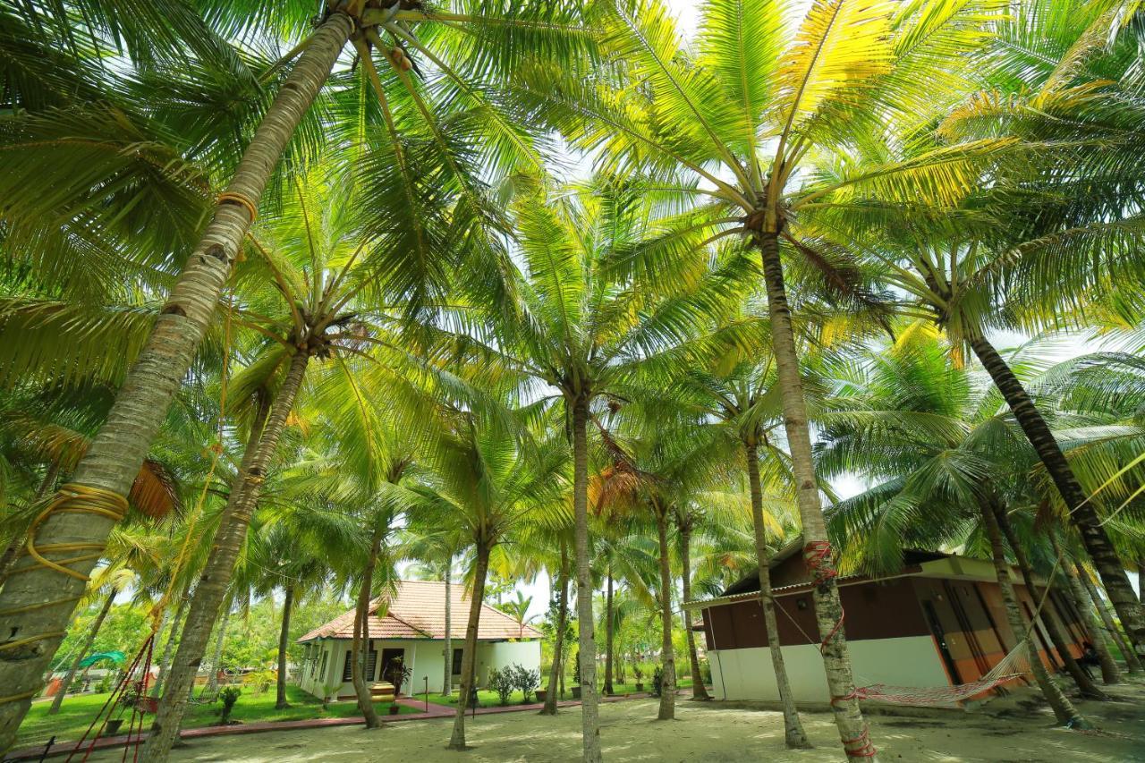 Regant Lake Village, Kollam. Chavara Exterior photo