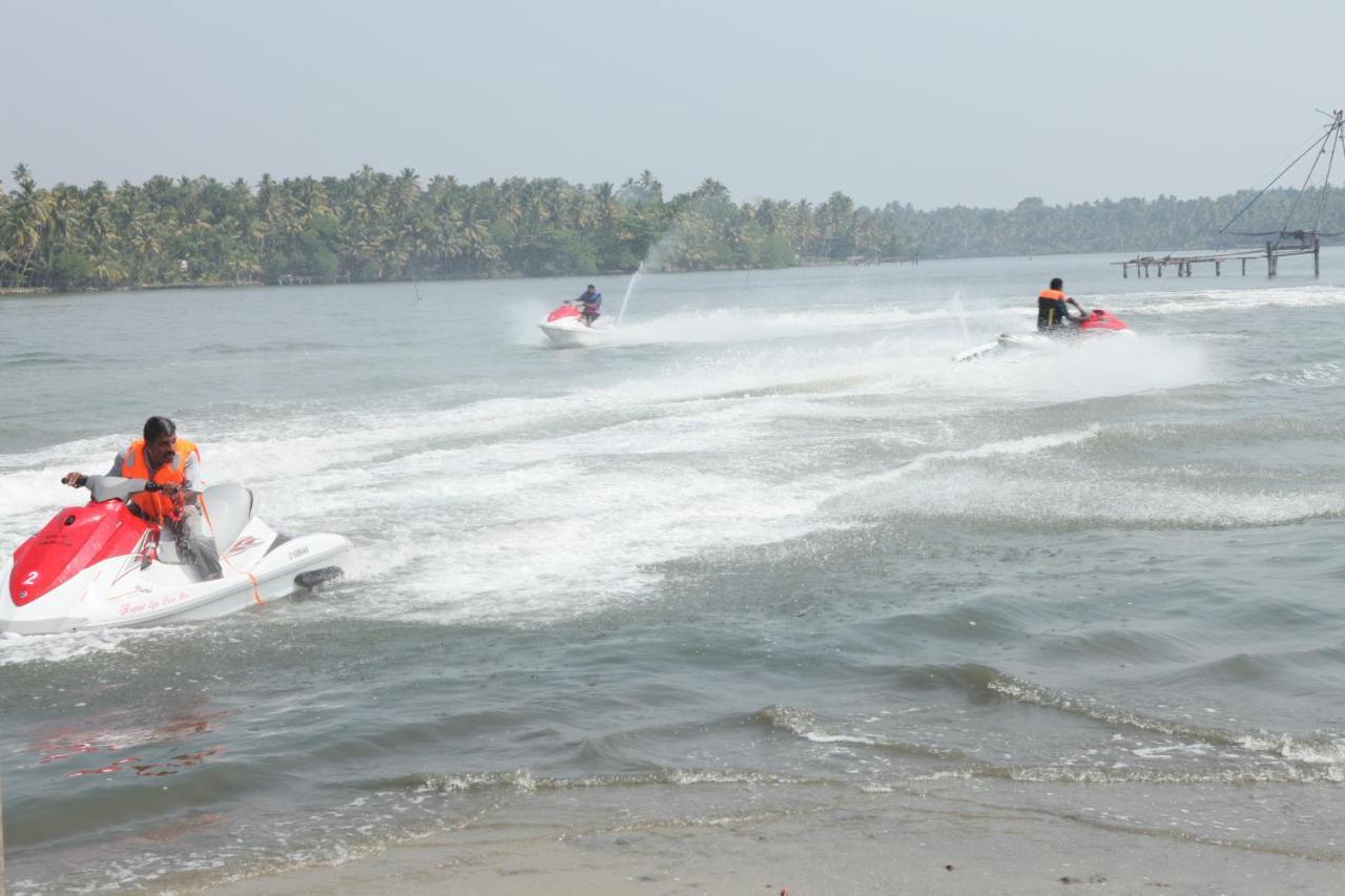 Regant Lake Village, Kollam. Chavara Exterior photo