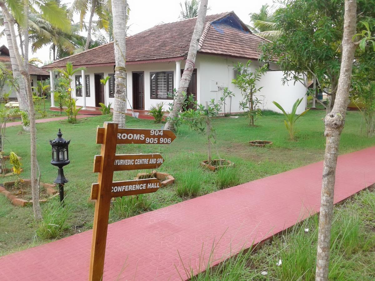 Regant Lake Village, Kollam. Chavara Exterior photo